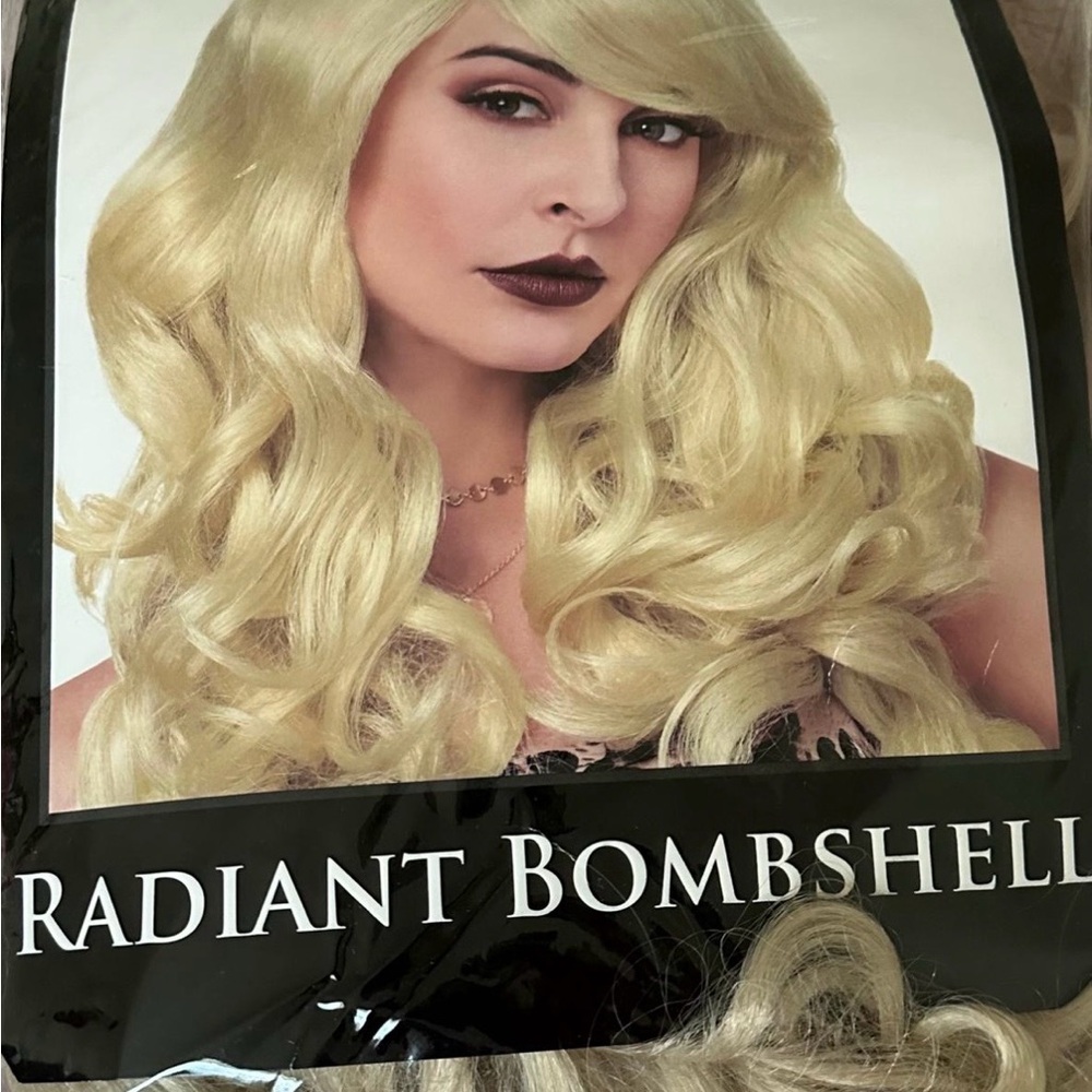 Spirit Radiant Bombshell Blonde Wig